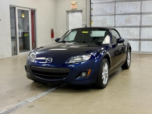 2010 Mazda MX-5 Miata Sport
