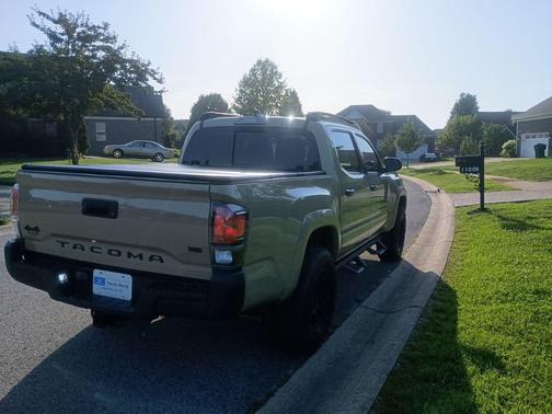 Quicksand 2017 Toyota Tacoma TRD Sport
