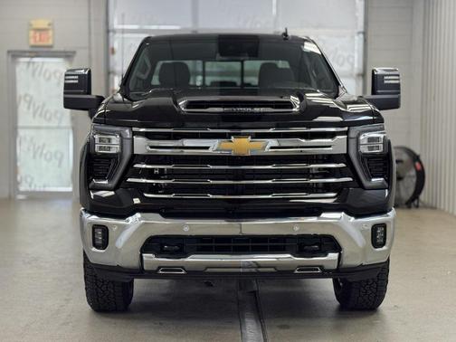 2025 Chevrolet Silverado 3500 LTZ