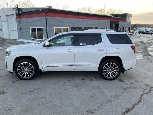 2021 GMC Acadia Denali