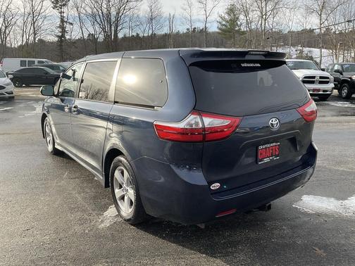 2018 Toyota Sienna SE