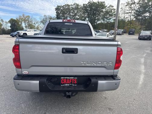 2017 Toyota Tundra SR5