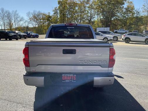 2017 Toyota Tundra SR5