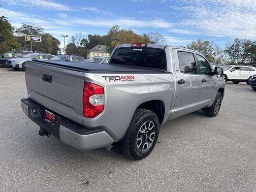 2017 Toyota Tundra SR5