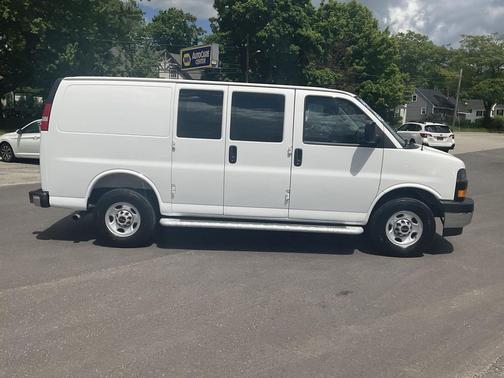 Summit White 2025 GMC Savana 2500 Work Van