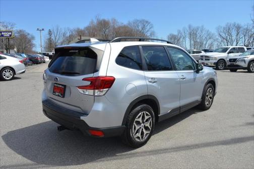 2020 Subaru Forester Premium