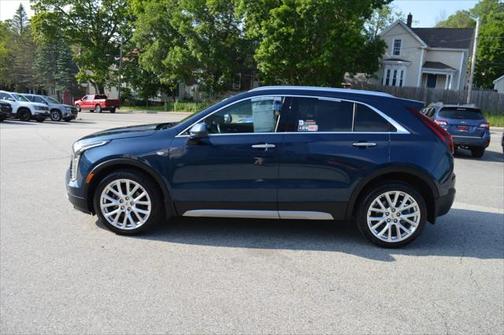 2020 Cadillac XT4 Premium Luxury