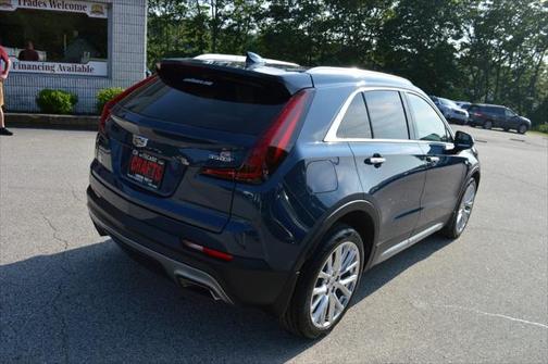 2020 Cadillac XT4 Premium Luxury