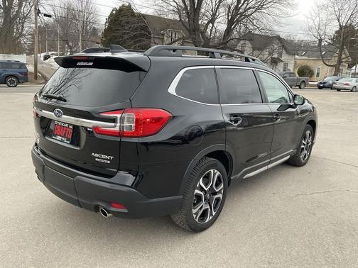 2023 Subaru Ascent Limited 7-Passenger