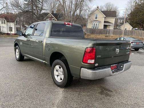 2021 RAM 1500 Classic SLT