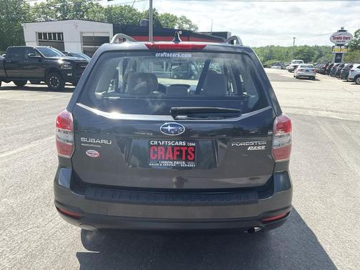 Dark Gray Metallic 2016 Subaru Forester 2.5i