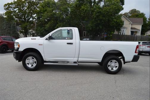 2020 RAM 3500 Tradesman Regular Cab 4x4 8' Box