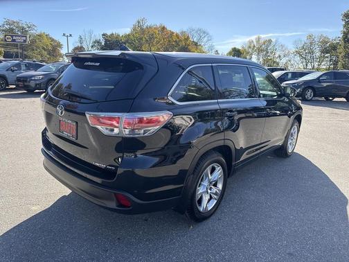 2016 Toyota Highlander Limited Platinum