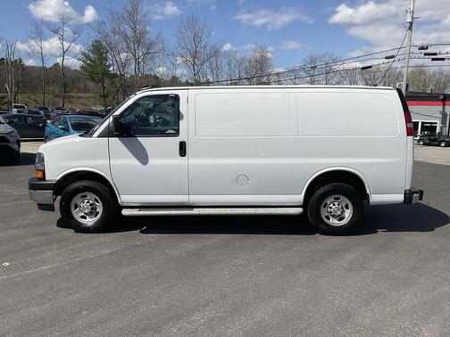 Summit White 2024 Chevrolet Express 2500 LT