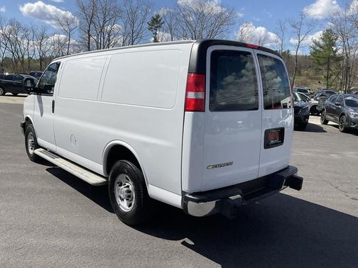 Summit White 2024 Chevrolet Express 2500 LT