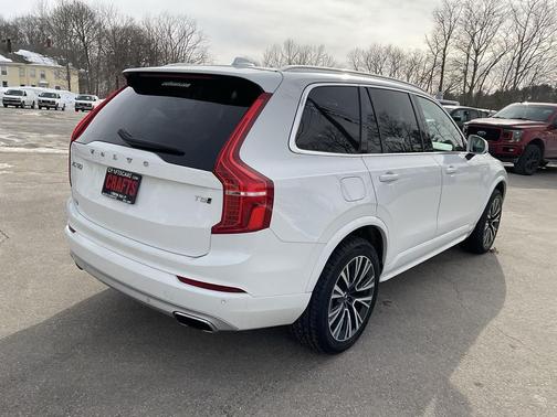 2020 Volvo XC90 T5 Momentum