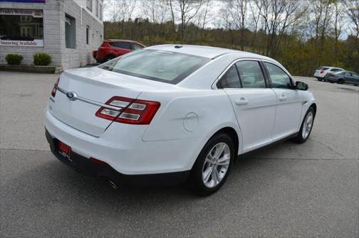 2019 Ford Taurus SE
