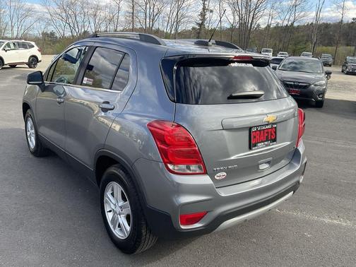 Satin Steel Metallic 2020 Chevrolet Trax LT