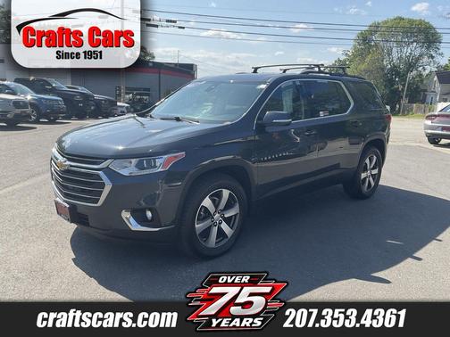 Graphite Metallic 2021 Chevrolet Traverse LT Leather