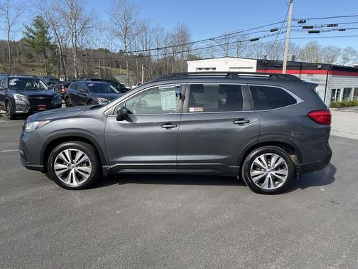 Magnetite Gray Metallic 2021 Subaru Ascent Premium 7-Passenger