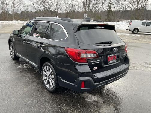 2018 Subaru Outback 2.5i Touring