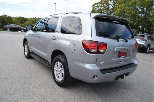 2018 Toyota Sequoia SR5