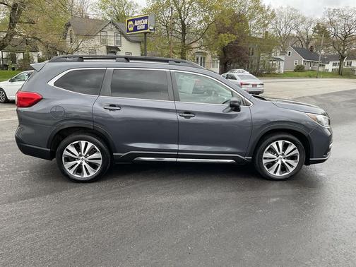 Magnetite Gray Metallic 2021 Subaru Ascent Limited 8-Passenger
