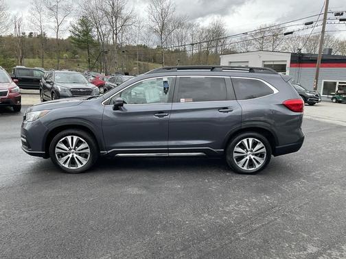 Magnetite Gray Metallic 2021 Subaru Ascent Limited 8-Passenger