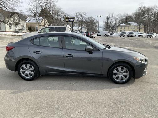 2014 Mazda Mazda3 i Sport