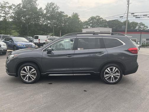 Magnetite Gray Metallic 2019 Subaru Ascent Limited 7-Passenger