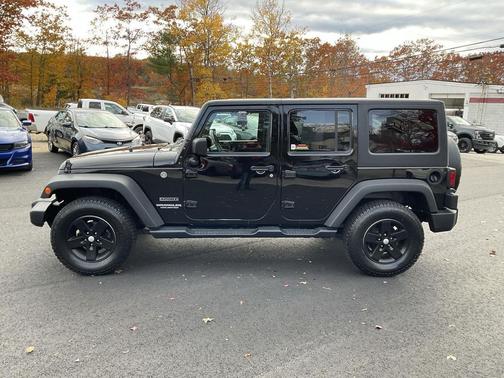 2017 Jeep Wrangler Unlimited Sport