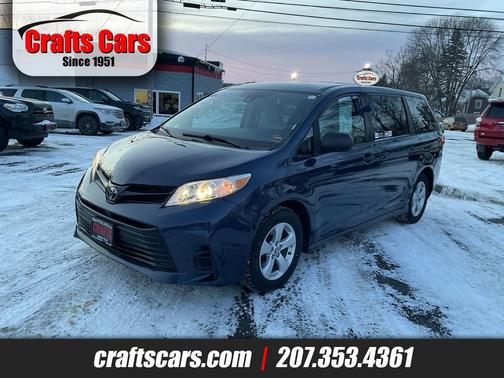 2019 Toyota Sienna SE