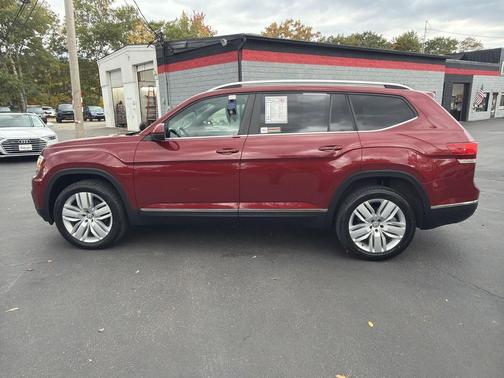 Fortana Red Metallic 2019 Volkswagen Atlas 3.6L SEL