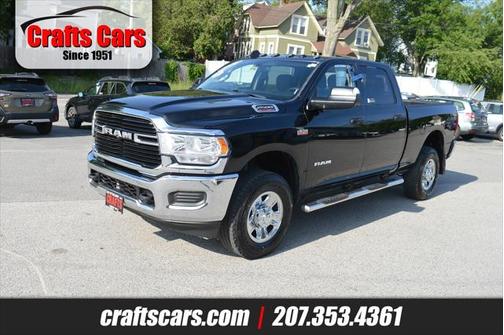 2020 RAM 2500 Tradesman Crew Cab 4X4 6'4' Box