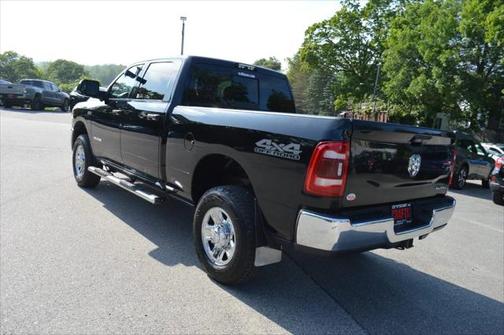 2020 RAM 2500 Tradesman Crew Cab 4X4 6'4' Box