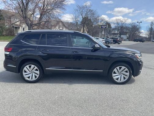 Deep Black Pearl 2021 Volkswagen Atlas 3.6L SEL