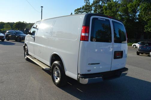 2023 Chevrolet Express 2500 RWD 2500 Regular Wheelbase WT