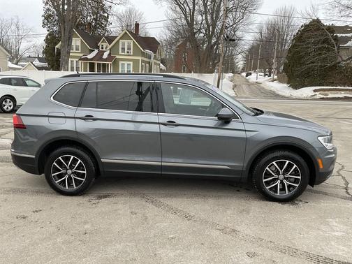 2021 Volkswagen Tiguan 2.0T SE 4MOTION