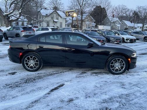 2017 Dodge Charger SXT