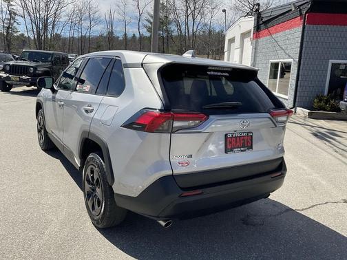 Silver Sky Metallic 2022 Toyota RAV4 LE