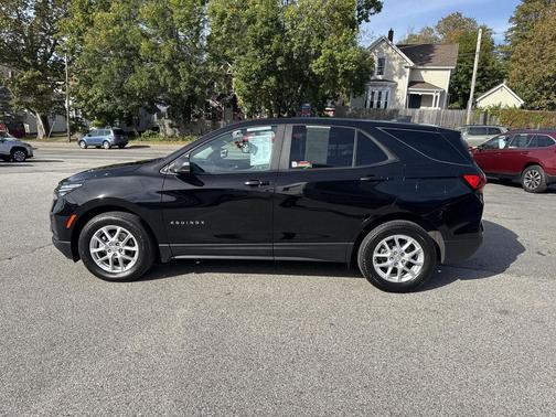 2023 Chevrolet Equinox LS