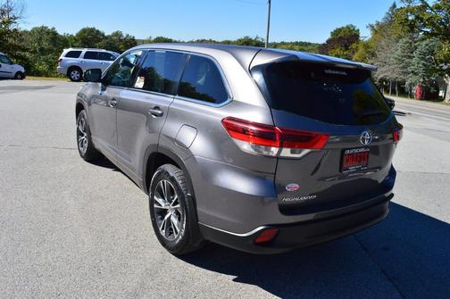 2018 Toyota Highlander LE
