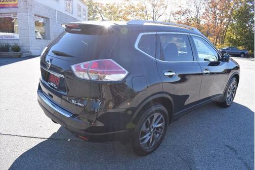 2016 Nissan Rogue SL