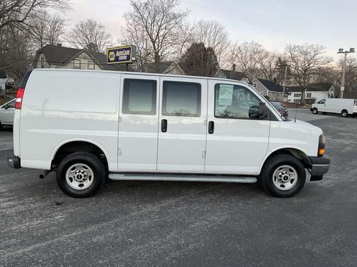 2024 GMC Savana 2500 Work Van