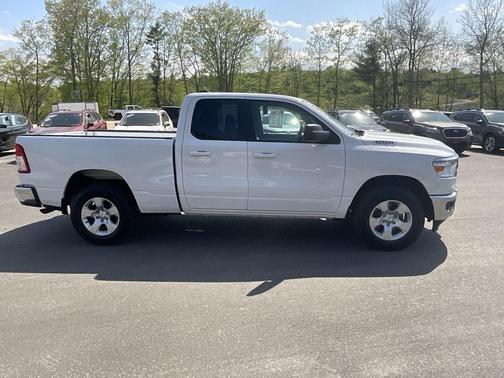 Bright White Clearcoat 2022 RAM 1500 Big Horn/Lone Star