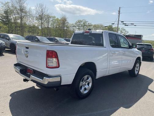Bright White Clearcoat 2022 RAM 1500 Big Horn/Lone Star