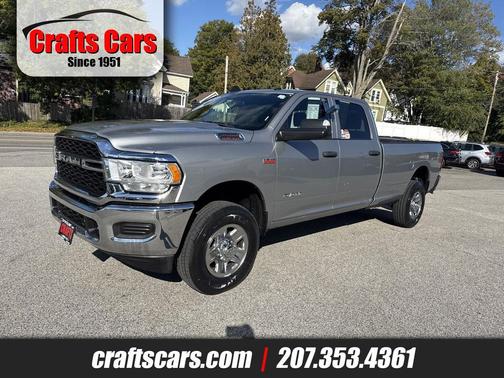 2022 RAM 2500 Tradesman Crew Cab 4x4 8' Box