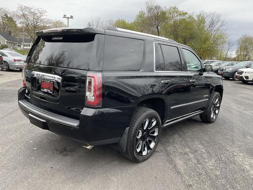 Onyx Black 2019 GMC Yukon Denali