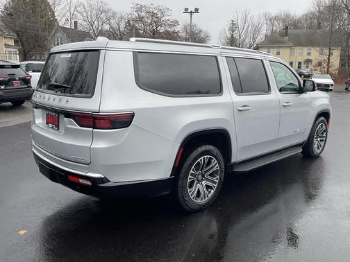 2023 Jeep Wagoneer L Series II 4x4