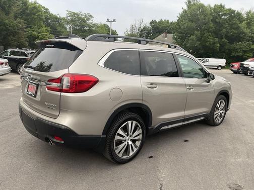 Tungsten Metallic 2019 Subaru Ascent Limited 7-Passenger